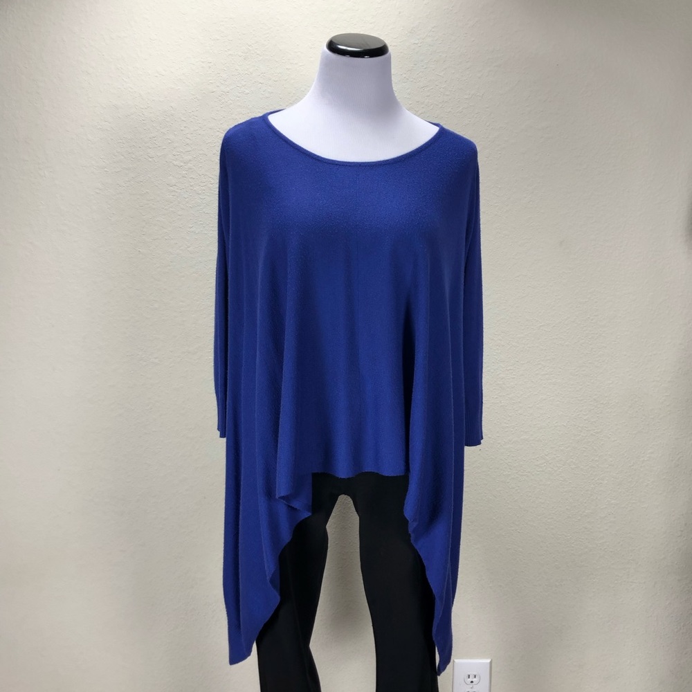 Kerisma Blue 3/4 Sleeve Handkerchief Hem Sweater